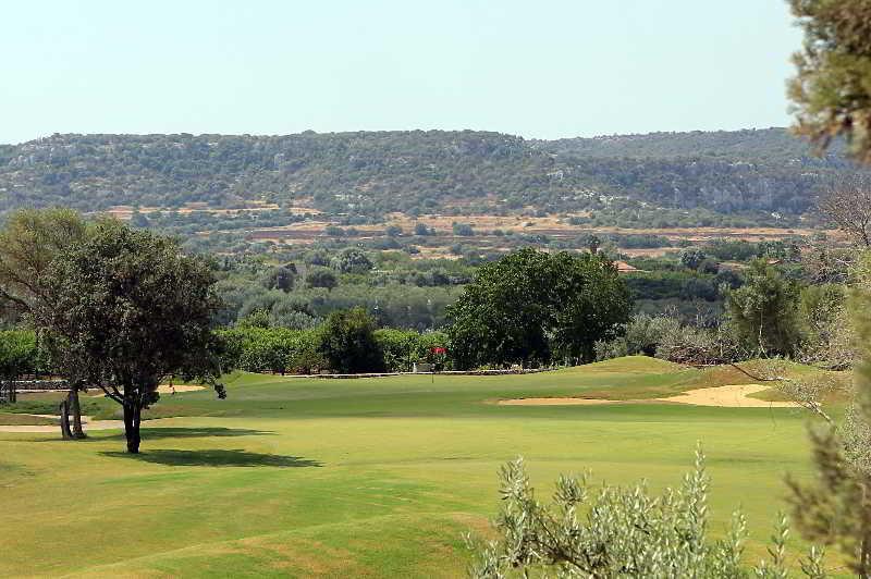 Borgo Di Luce I Monasteri Golf Resort & Spa Syracuse Exterior photo Golf course in Mallorca