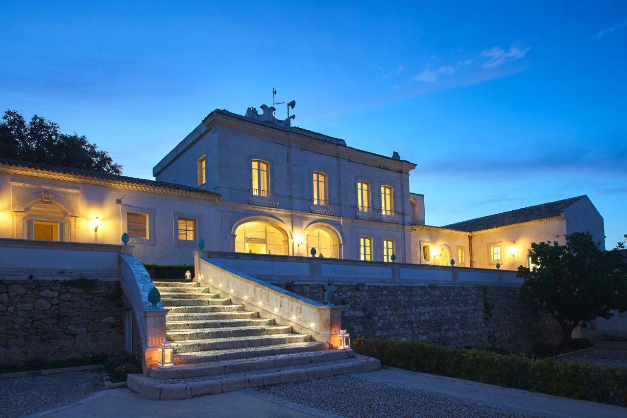 Borgo Di Luce I Monasteri Golf Resort & Spa Syracuse Exterior photo Villa San Michele