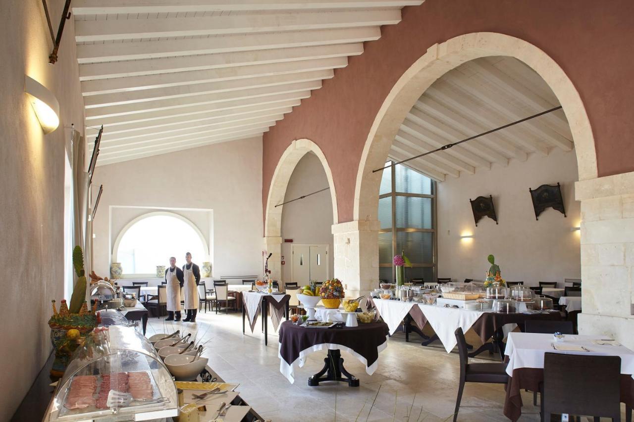 Borgo Di Luce I Monasteri Golf Resort & Spa Syracuse Exterior photo Restaurant